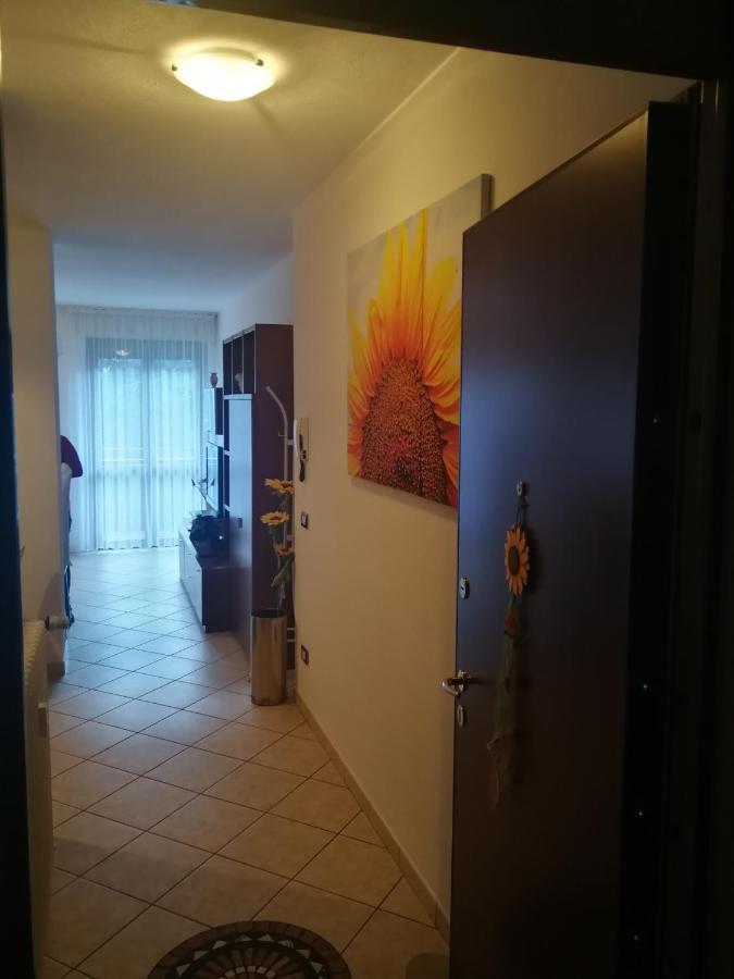 Il Girasole Apartment ตีราโน ภายนอก รูปภาพ