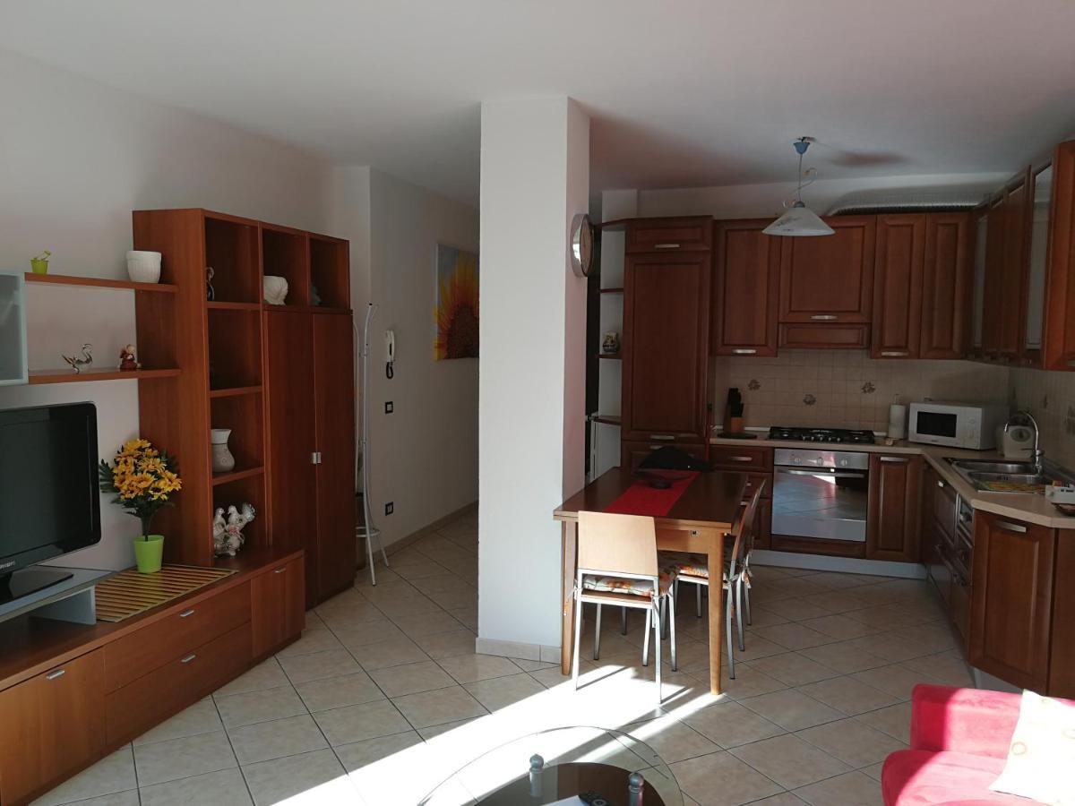Il Girasole Apartment ตีราโน ภายนอก รูปภาพ