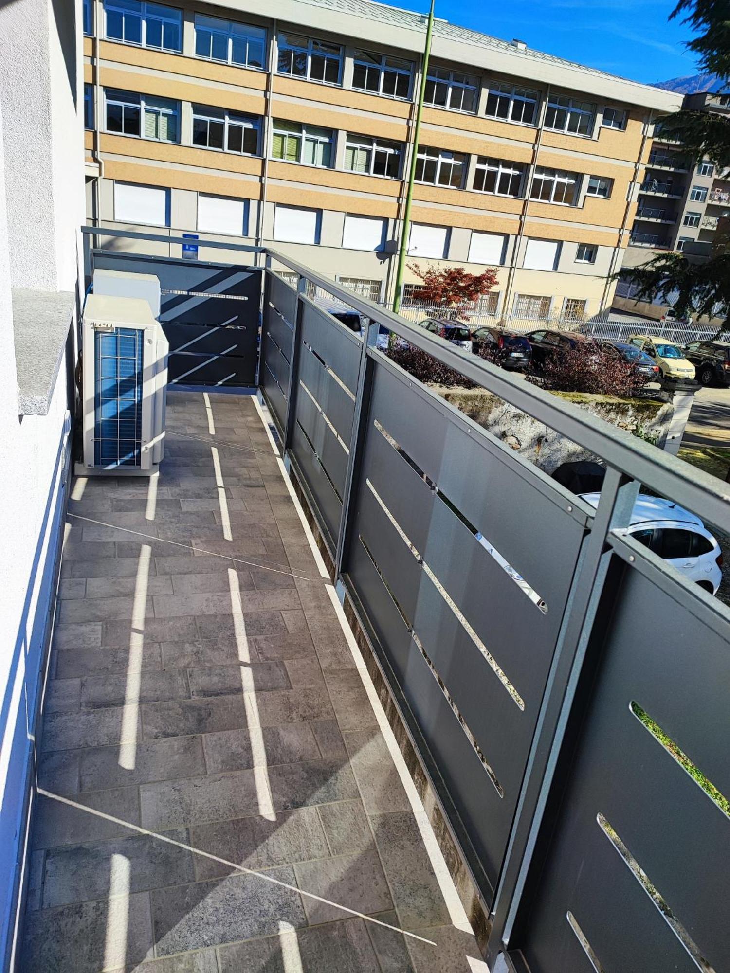 Il Girasole Apartment ตีราโน ภายนอก รูปภาพ