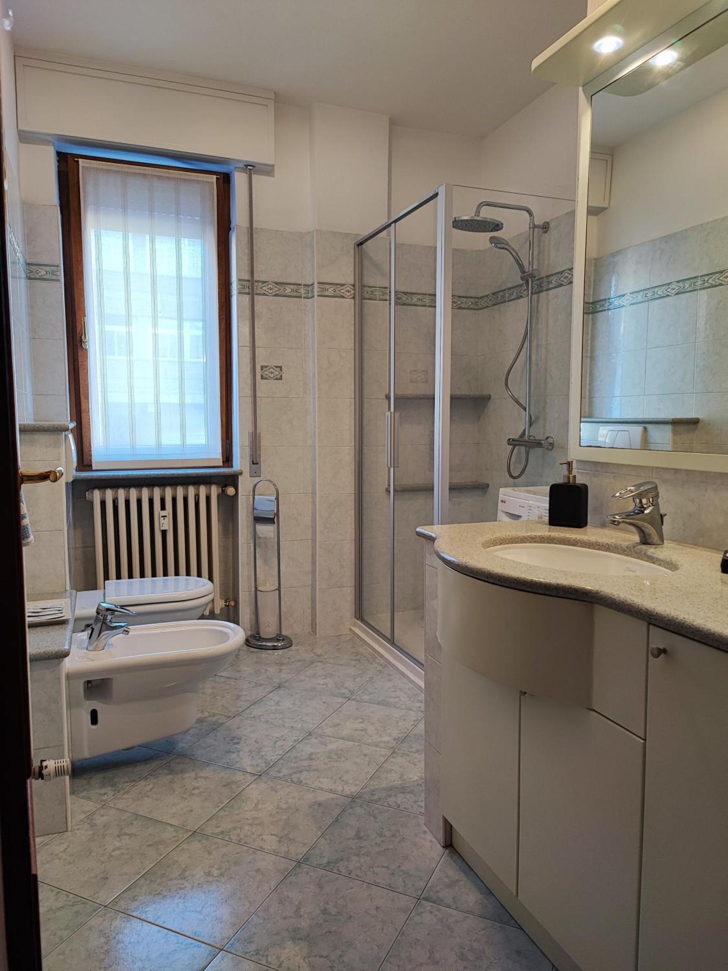 Il Girasole Apartment ตีราโน ภายนอก รูปภาพ